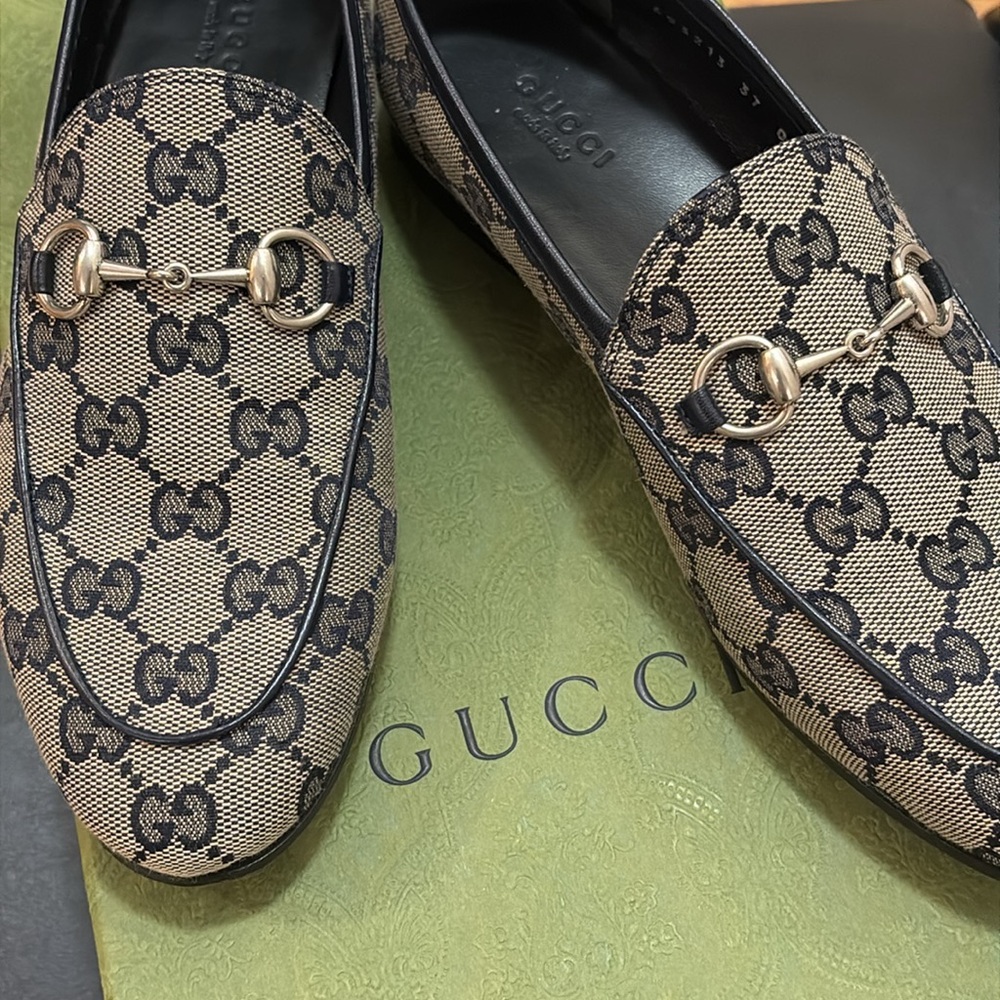Gucci Jordaan GG Loafers, Blue/Beige, Size 37